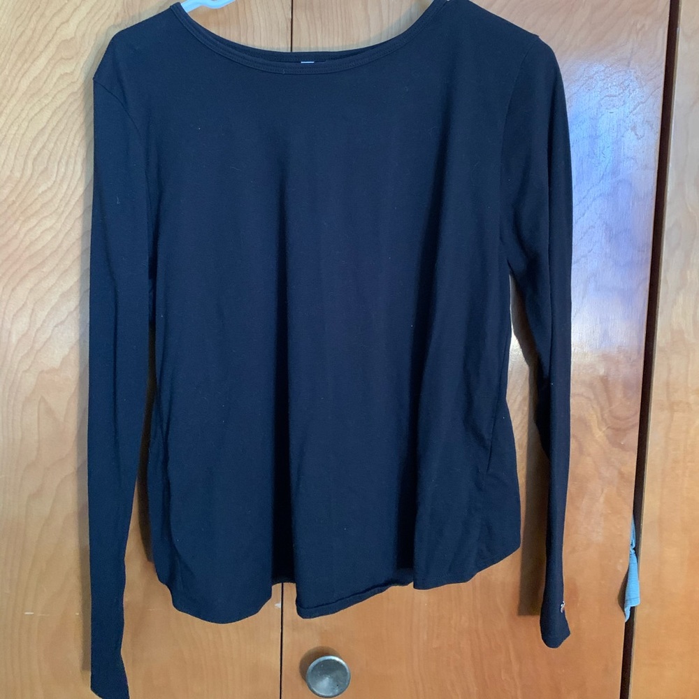 Fabletics top